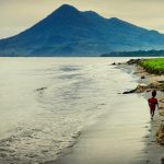Begini Cerita Samsu Menghentikan Penjualan Pasir di Desa Lako Akediri Halmahera