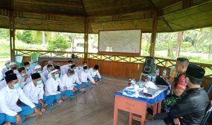 Danramil 1509-01/Bacan Sosialisasikan Program Liga Santri Piala Kasad