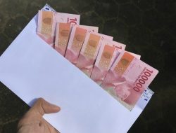 Pemda Halsel Salurkan BLT Kepada PTT, Petani, Nelayan dan Pelaku UMKM