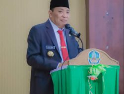 Lantik Kades Terpilih, Bupati Halsel Ingatkan BLT Dimaksimalkan Untuk kepentingan Masyarakat