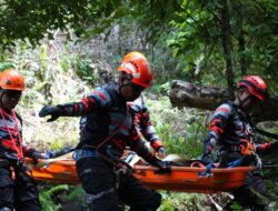Basarnas Ternate Gelar Latihan Sar Beregu dan Satuan Di Medan Ketinggian