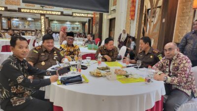 Bupati Taliabu Aliong Mus Hadiri FGD konsultasi Publik