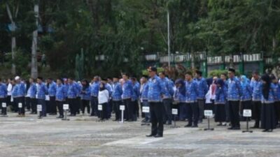 Plt.Bupati Bassam Ancam PTT dan PNS Tahan Gaji Jika Malas Berkantor