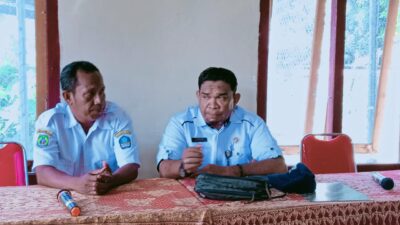 Ke Desa Waya, DPMD Halsel Sahkan Pjs Kades