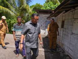 Wawali Tikep Muhammad Sinen kembali bangun Rumah Warga Ome