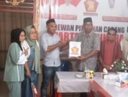 Bakal Calon Bupati Rusdi Somadayo  kembalikan berkas ke Partai Gerindra dan PKB