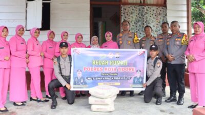 Polresta Tidore Bedah Rumah Warakawuri Polri