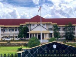 Absen Upacara HUT RI ke 79 di Lapangan Asombang, 25 Anggota DPRD Halsel Didesak Minta Maaf Ke Publik