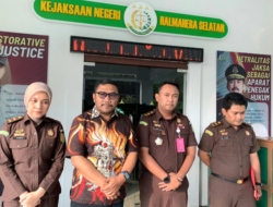Usut Dugaan penyimpangan Beasiswa, Kejari Halsel Geledah Kampus STAIA Labuha